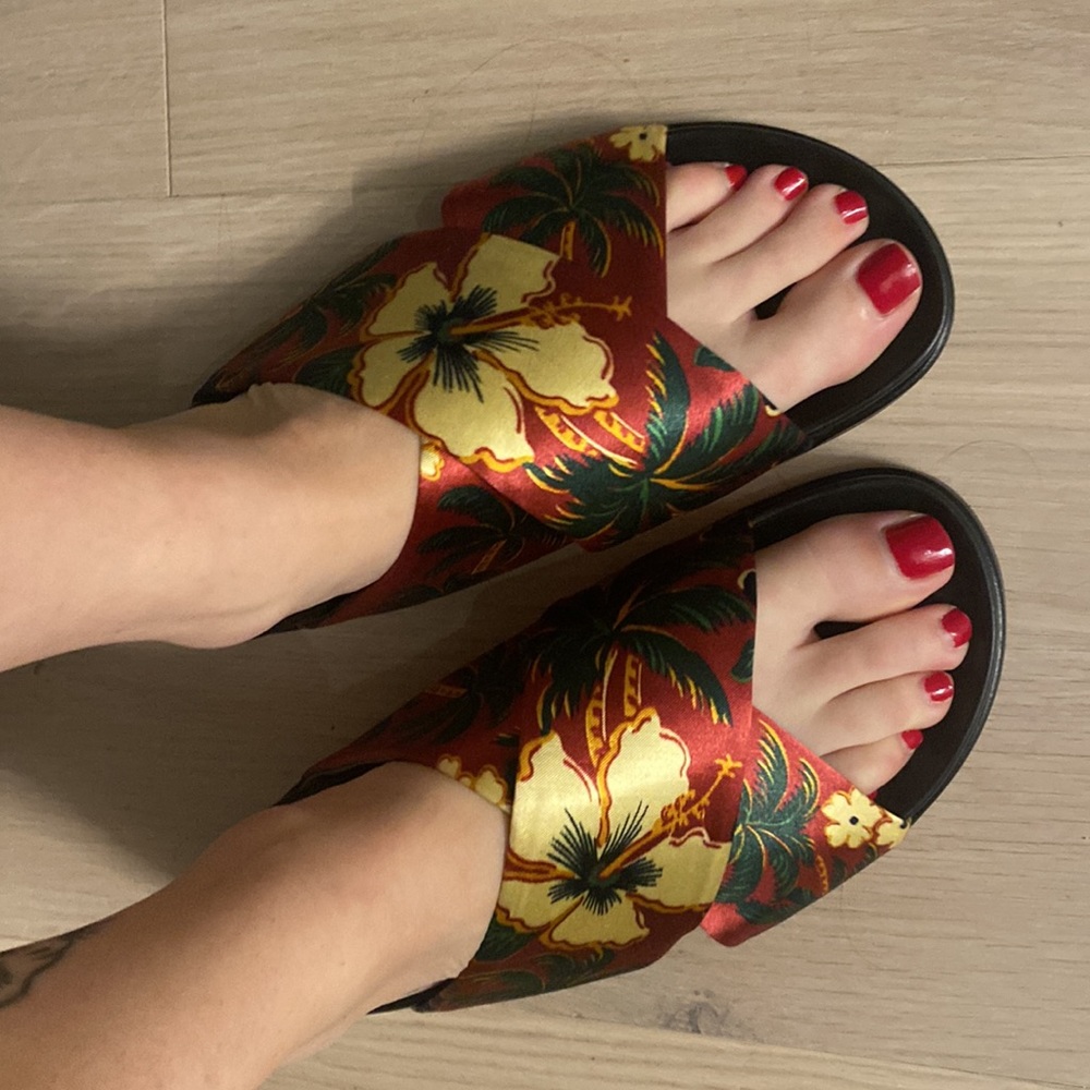 Avec Modération Honolulu Mules - Picture 7 of 9